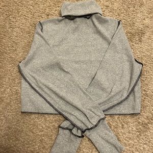 Grey cropped turtleneck